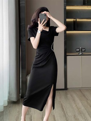 黑色修身显瘦包臀连衣裙女高级感气质名媛高端精致女神范裙子夏季