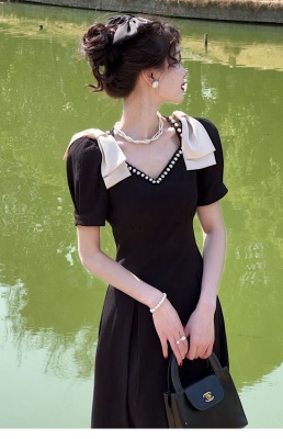 2025夏季修身显瘦长裙法式气质礼服裙轻奢小众高端小香风连衣裙子