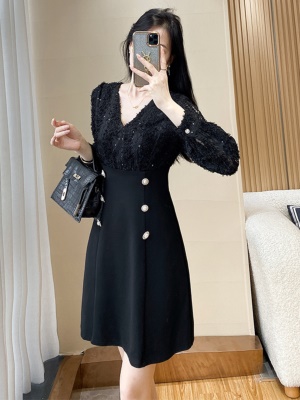 高级感高端气质V领礼服裙子2025年秋季新款女装小个子黑色连衣裙