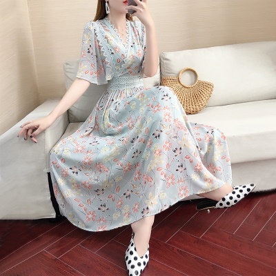 雪纺连衣裙2025年夏季新款很仙的碎花过膝长裙清新甜美度假裙子