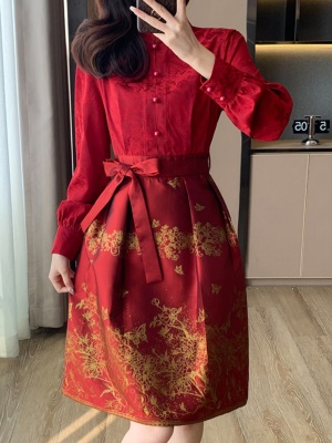 春季2025新年款中式国风旗袍改良连衣裙高级感显瘦红色年会晚礼服