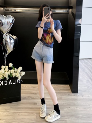 多巴胺时尚套装女夏季洋气显瘦印花T恤高腰牛仔短裤两件套小个子