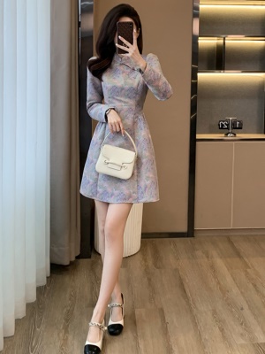 紫色旗袍领国风女装收腰显瘦气质新中式连衣裙高级感秋冬新款2025