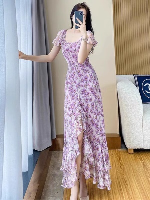 法式茶歇碎花连衣裙女2025夏季新款名媛气质高级感雪纺开叉长裙子