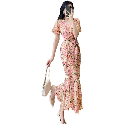 茶歇法式连衣裙女夏2025夏季新款女装碎花雪纺气质仙女显瘦长裙子