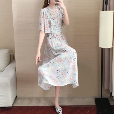 雪纺连衣裙2025年夏季新款很仙的碎花过膝长裙清新甜美度假裙子
