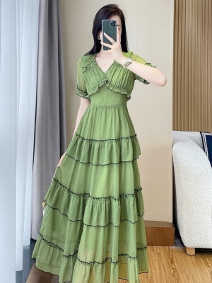 法式高级感雪纺淡绿色连衣裙女仙2025夏季新款度假气质蛋糕长裙子