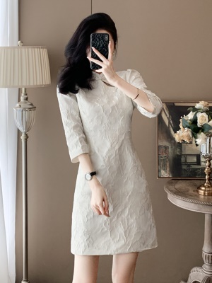 白色新中式国风旗袍连衣裙小个子女春秋新款高级感气质宴会小礼服