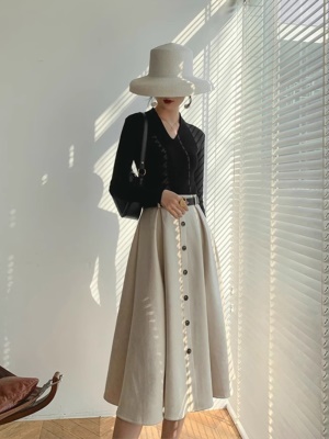 小香风套装裙女秋季新款洋气港风复古针织麂皮绒半身裙伞裙两件套