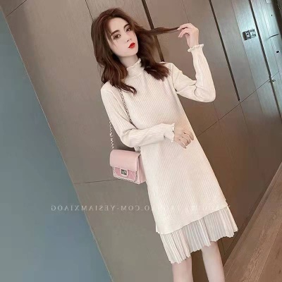 冬季新款女配大衣的内搭时尚气质修身针织打底毛衣连衣裙子女秋冬