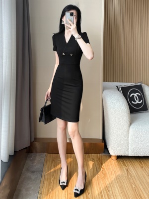 裙子女夏天黑色法式显瘦OL包臀裙高端职业气质连衣裙2025新款夏
