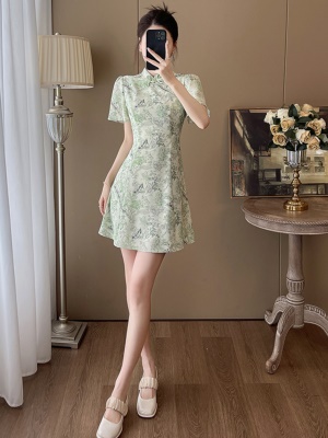 夏季新款显高显瘦优雅气质连衣裙