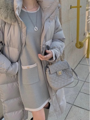 2025秋冬季新款长袖黑色针织连衣裙小个子配大衣打底内搭毛衣裙女