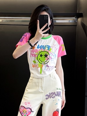 多巴胺休闲运动套装女夏季炸街洋气涂鸦短袖T恤牛仔阔腿裤两件套