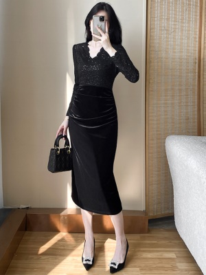 丝绒连衣裙秋季新款高档黑色V领修身显瘦包臀中长款宴会晚礼服裙