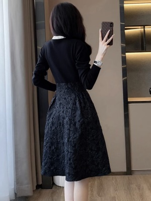 秋冬季2025新款女黑色旗袍领连衣裙高级感修身显瘦法式赫本小黑裙