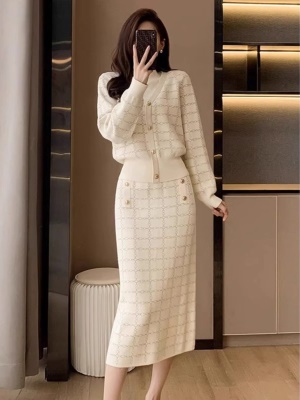 秋冬季今年流行漂亮小香风毛衣套装裙针织半身裙两件套气质高级感