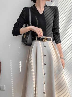 小香风套装裙女秋季新款洋气港风复古针织麂皮绒半身裙伞裙两件套