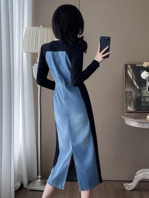 早秋轻奢高级感牛仔连衣裙2025秋季新款修身显瘦大牌高端包臀裙子