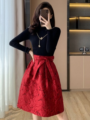 秋冬季红色礼服提花修身显瘦毛衣国风中式连衣裙小个子喜庆高级感