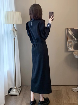 今年流行穿搭一整套漂亮套装裙2025春季新款爆款卫衣半身裙两件套