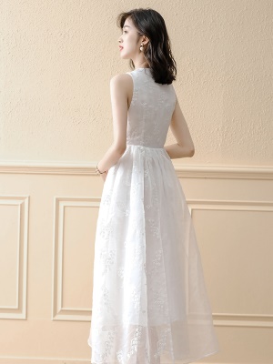 雪纺白色无袖吊带连衣裙女超仙2025夏季新款气质显瘦V领长款裙子