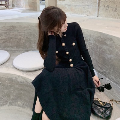 2025年秋冬季新款女装小香风长袖打底黑色针织连衣裙两件套装裙子