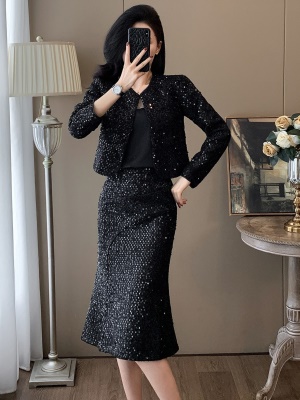 小香风外套高端名媛套装女秋冬2025新款轻奢气质黑色半身裙两件套