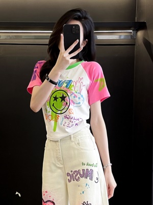 多巴胺休闲运动套装女夏季炸街洋气涂鸦短袖T恤牛仔阔腿裤两件套