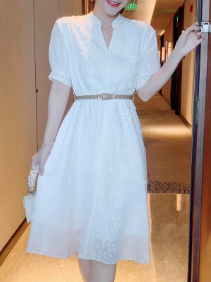 夏天2025新款法式高级感小众气质纯棉超仙女白色衬衫连衣裙子夏季