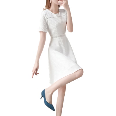 法式小白裙收腰白色连衣裙女夏高级感小香风名媛气质初恋裙子夏季