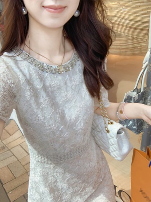 气质小香风连衣裙女2025新款巨好看的高级蕾丝裙子