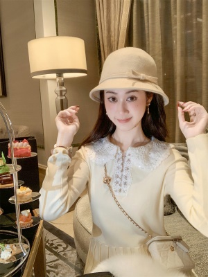 减龄甜美针织连衣裙女春秋2025新款拼接百褶打底裙子