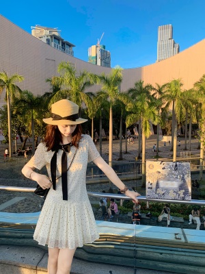 小香风法式波点连衣裙女夏季新款设计感百褶短裙子