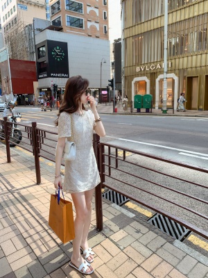 气质小香风连衣裙女2025新款巨好看的高级蕾丝裙子