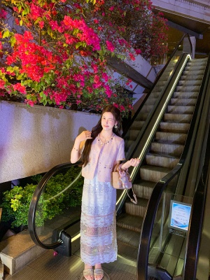 白色半身裙女2025新款夏日绝美亮片a字蕾丝裙蛋糕裙