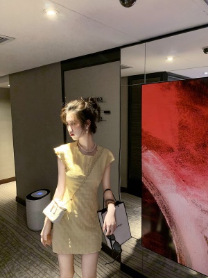 小香风漂亮连衣裙女2025新款今年流行爆款气质短裙子