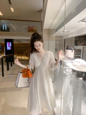 鱼兔子法式小香风连衣裙女2025春夏新款高级感仙气白色雪纺内搭裙