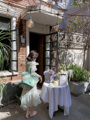 法式雪纺连衣裙女中长款碎花裙春夏温柔系收腰裙子