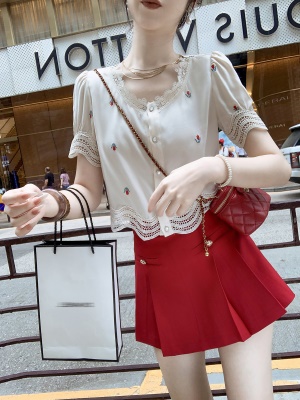 郁金香花朵刺绣短袖衬衫女2025夏季新款高级感衬衣