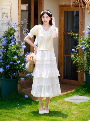 ATAR甜美淑女夏季新品蕾丝边拼接短袖T恤 修身显瘦花苞袖针织上衣