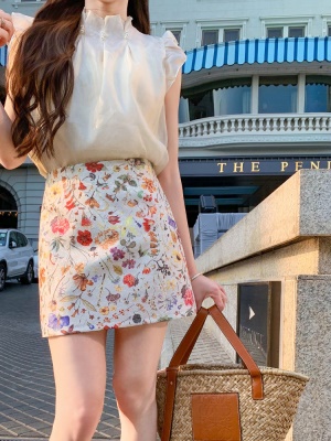 提花半身裙女2025新款夏日绝美百搭a字裙显瘦短裙子