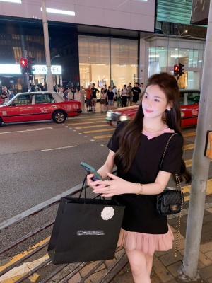 小香风连衣裙女2025新款今年流行爆款巨好看的裙子