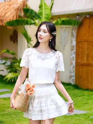 ATAR甜美淑女新品蕾丝边拼接短袖T恤仿真丝衬衫短袖镂空亲肤上衣