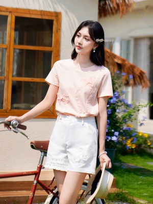 ATAR休闲夏季新品女蕾丝蝴蝶结T恤短袖立体花宽松显瘦圆领上衣潮