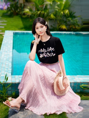 ATAR休闲夏季新款女字母刺绣短袖T恤衫2025时尚百搭减龄圆领上衣