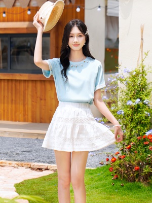 ATAR2025夏新款时尚圆领蕾丝花边拼接袖口短袖T恤女休闲舒适上衣