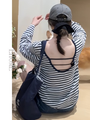 夏日绝美套装穿搭小心机露背宽松显瘦T恤休闲百搭个性牛仔半身裙