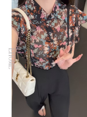 套装女夏季2025新款法式田园风荷叶边短袖碎花衬衫高腰显瘦背带裤