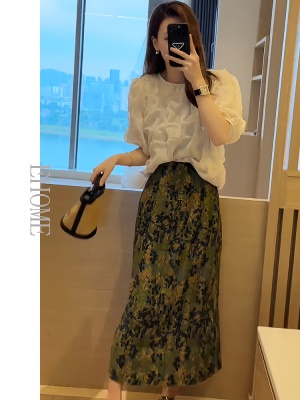 韩系高级感穿搭套装泡泡袖肌理感衬衫复古压褶后开叉碎花半身裙女